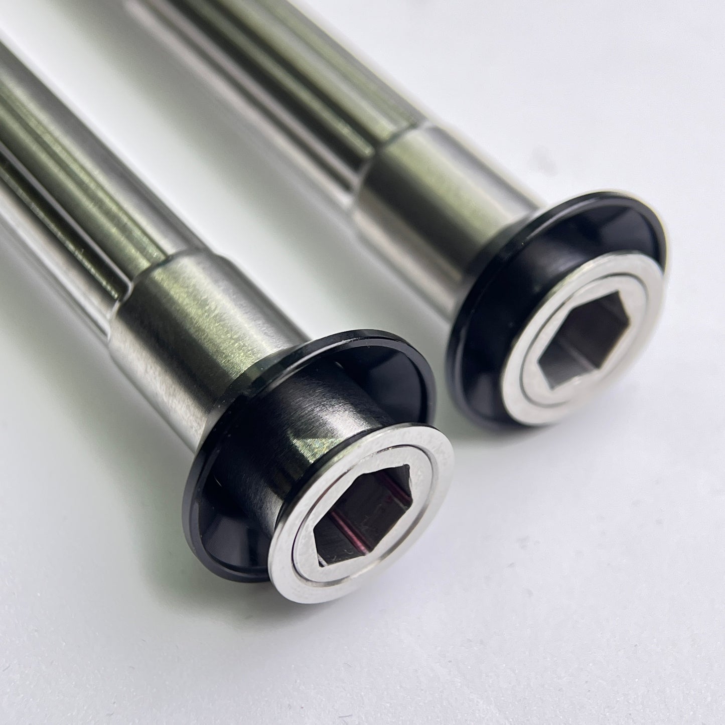 Superlight 33g Specialized Titanium Thru Axle | SL8 SL7 SL6 Aethos Venge