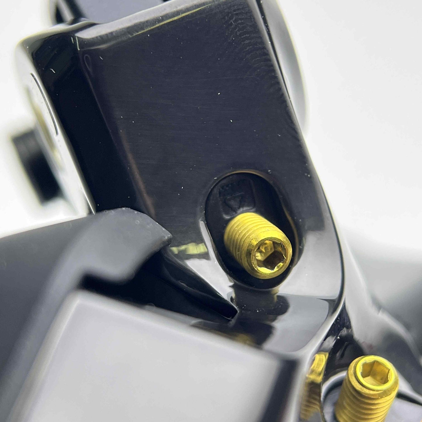 Shimano Dura-Ace R9270, Ultegra R8170, 105 R7170 Titanium Upgrade Kit